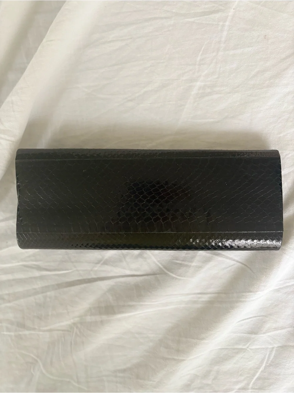 Black Bow-Accent Textured Clutch